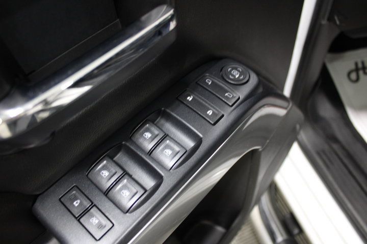 Used 2017 Chevrolet Silverado 1500 LT w/ All Star Edition AWD/4WD image 17