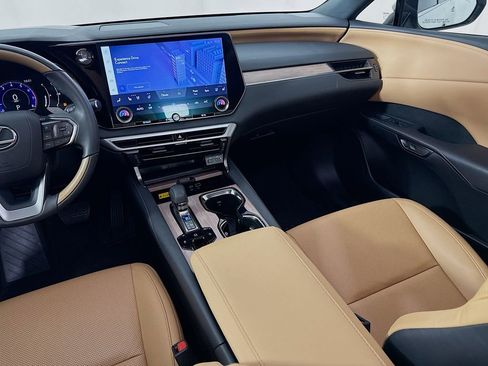 Used 2024 Lexus RX 350 Premium w/ Accessory Package (Z1) FWD image 24