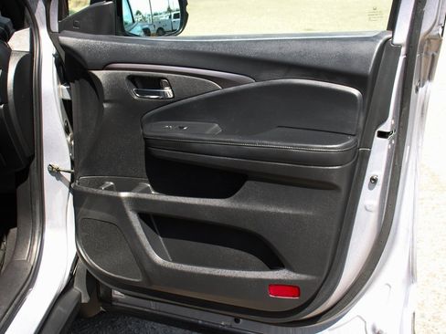 Used 2020 Honda Passport EX-L image 42