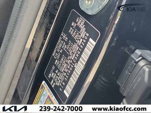 Certified 2022 Kia Sorento LX image 30