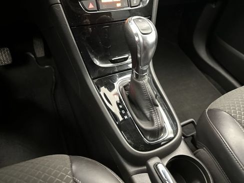 Used 2018 Buick Encore Preferred AWD/4WD image 23