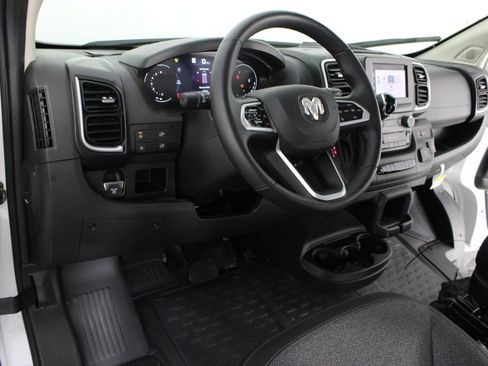 Used 2025 RAM ProMaster 2500 w/ Quick Order Package 22G SLT FWD image 9