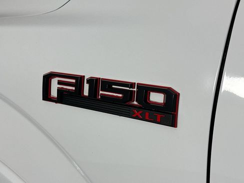 Used 2020 Ford F150 XLT w/ Equipment Group 302A Luxury AWD/4WD image 28