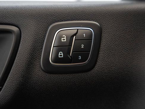 Used 2022 Ford Escape SEL w/ SEL Stealth AWD Package image 46