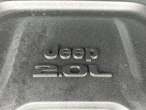 Used 2025 Jeep Wrangler Unlimited Sahara w/ Safety Group AWD/4WD image 34