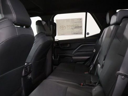 New 2026 Toyota 4Runner TRD Off-Road Premium AWD/4WD image 28