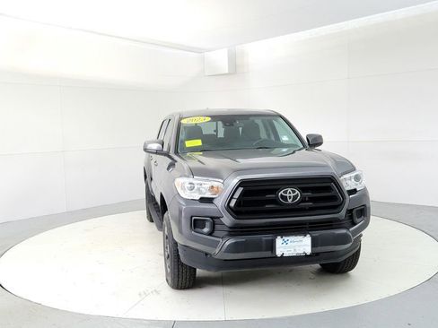 Used 2023 Toyota Tacoma SR AWD/4WD image 8