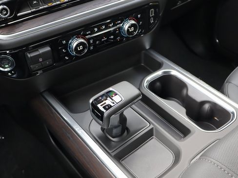 New 2026 GMC Sierra 1500 SLT w/ SLT Premium Plus Package image 18