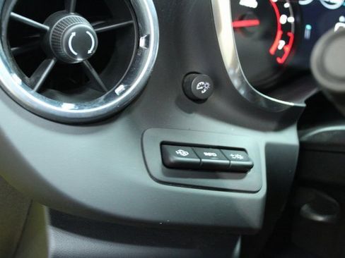 Used 2016 Chevrolet Camaro SS image 14