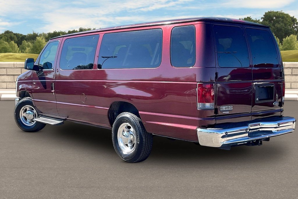 Used 2008 Ford E-350 and Econoline 350 XLT RWD image 10