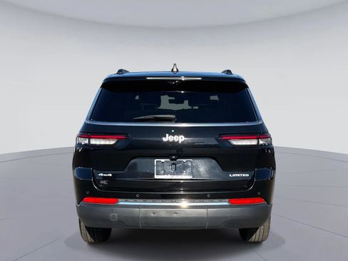 Used 2024 Jeep Grand Cherokee L Limited w/ Luxury Tech Group II image 5