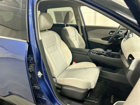 Used 2021 Nissan Rogue SV AWD/4WD image 22