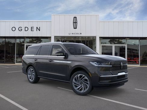 New 2025 Lincoln Navigator Reserve AWD/4WD image 7