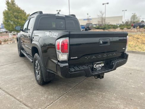Used 2020 Toyota Tacoma TRD Off-Road w/ Technology Package AWD/4WD image 5