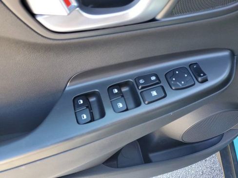 Certified 2023 Hyundai Kona SEL w/ Convenience Package image 14