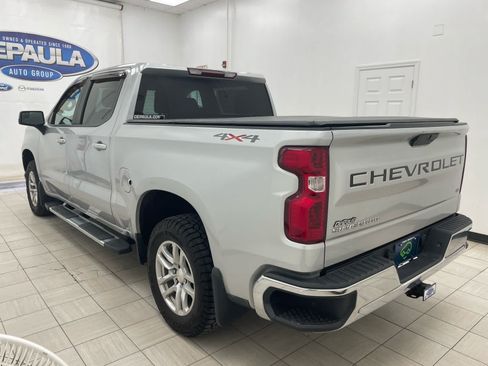 Used 2021 Chevrolet Silverado 1500 LT AWD/4WD image 18