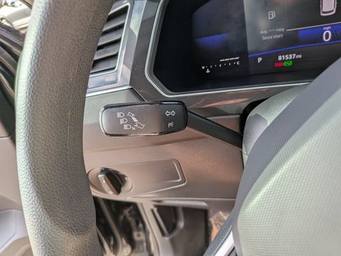 Used 2022 Volkswagen Tiguan S FWD image 29
