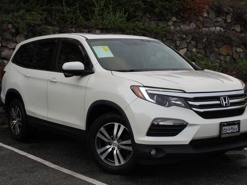 Used 2018 Honda Pilot EX-L image 4