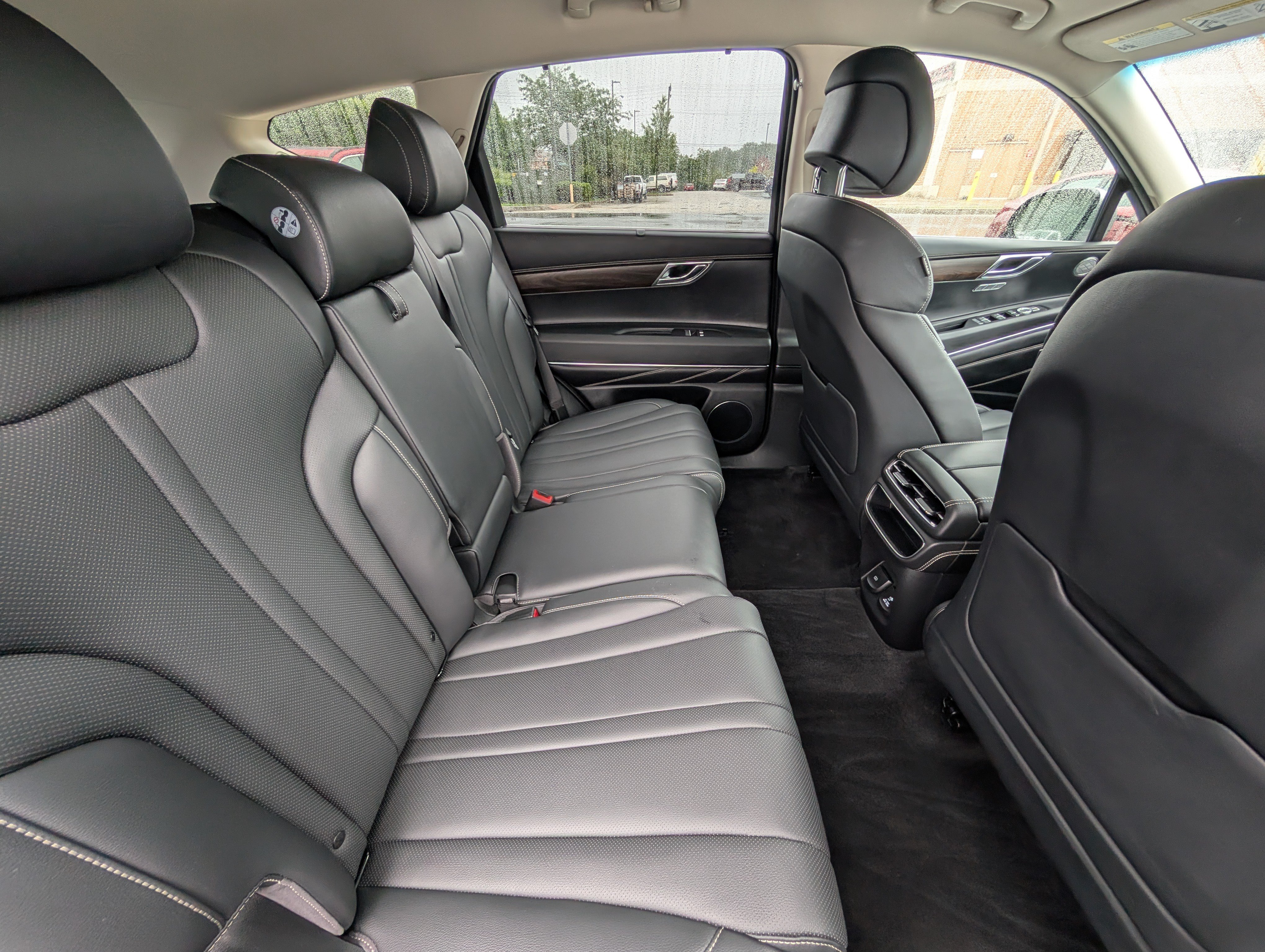 Used 2023 Genesis GV80 2.5T AWD/4WD image 13