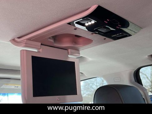 Used 2019 GMC Yukon XL Denali w/ Open Road Package image 25