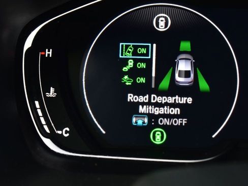 Used 2018 Honda Accord Touring image 29