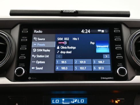 Used 2021 Toyota Tacoma TRD Off-Road AWD/4WD image 36