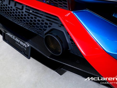 Used 2023 Lamborghini Huracan STO RWD image 26