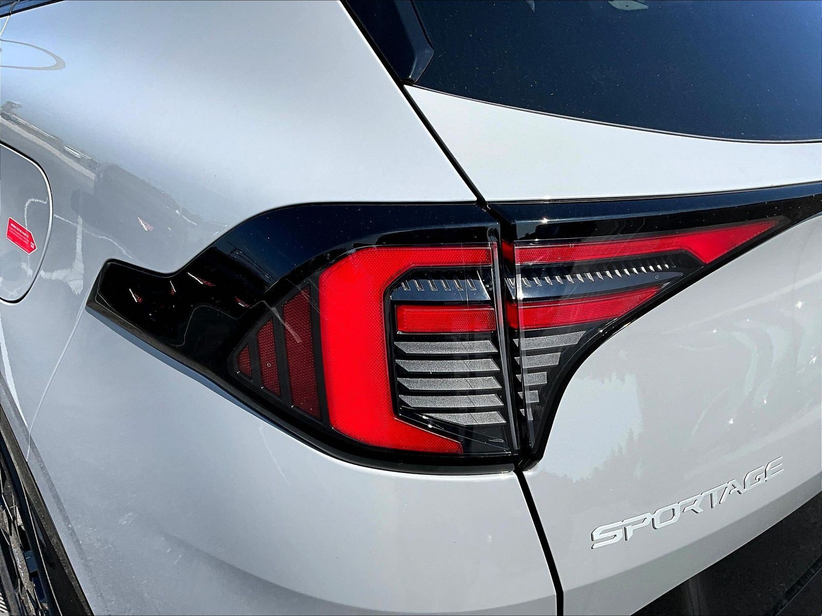 New 2026 Kia Sportage SX AWD/4WD image 15
