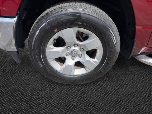 Used 2022 RAM 1500 Big Horn AWD/4WD image 11