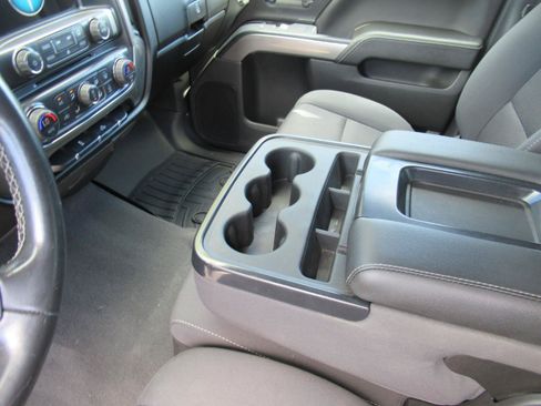 Used 2018 Chevrolet Silverado 1500 LT w/ All Star Edition RWD image 16