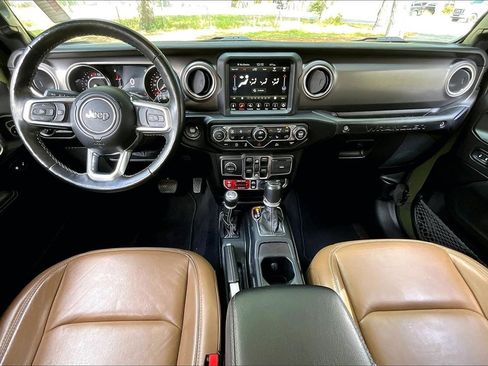 Used 2021 Jeep Wrangler Unlimited Rubicon image 7