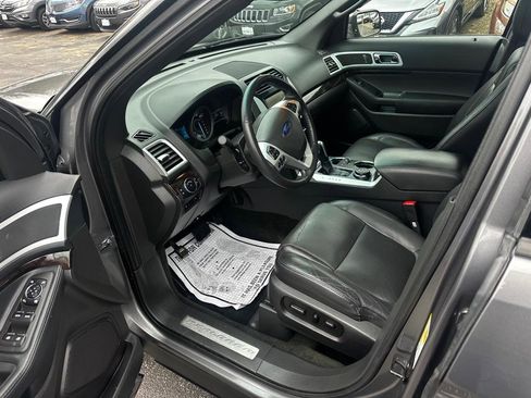 Used 2014 Ford Explorer Limited w/ Equipment Group 302A image 9