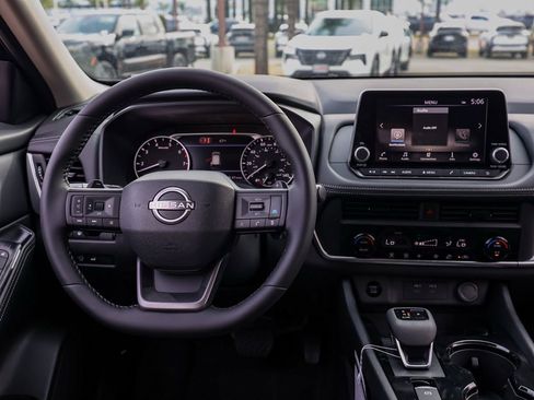 New 2026 Nissan Rogue SV FWD image 22