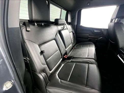 Used 2022 GMC Sierra 1500 SLT w/ SLT Premium Package AWD/4WD image 26