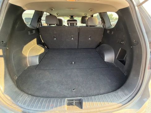 Used 2022 Hyundai Santa Fe SE FWD image 15