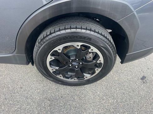 Used 2023 Subaru Crosstrek 2.0i Premium image 15