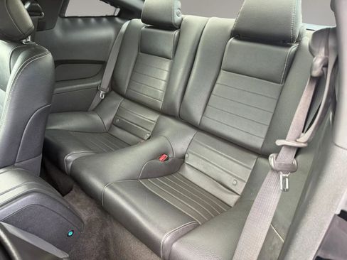 Used 2012 Ford Mustang Coupe RWD image 29