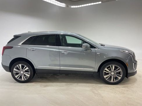 Used 2024 Cadillac XT5 Premium Luxury AWD/4WD image 4