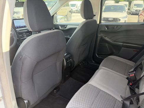 Used 2022 Ford Escape SE w/ Convenience Package FWD image 29