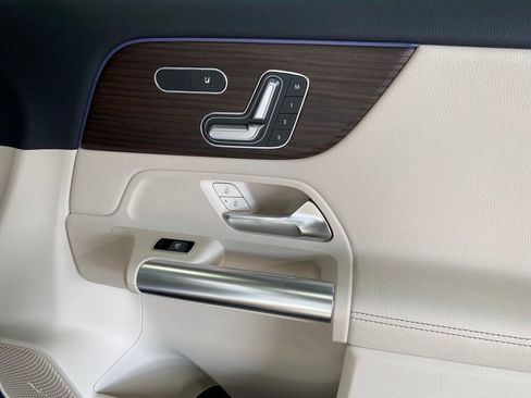 New 2026 Mercedes-Benz GLA 250 4MATIC image 22