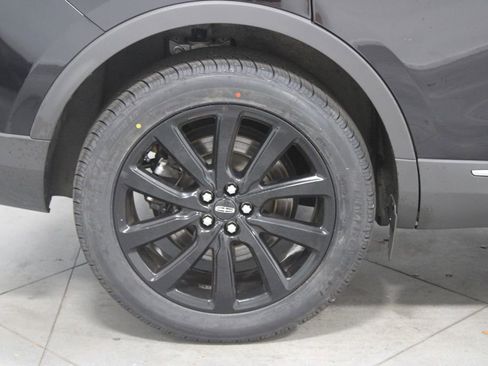 Used 2022 Lincoln Nautilus Reserve w/ Equipment Group 201A image 14