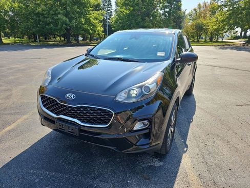 Used 2021 Kia Sportage LX AWD/4WD image 2