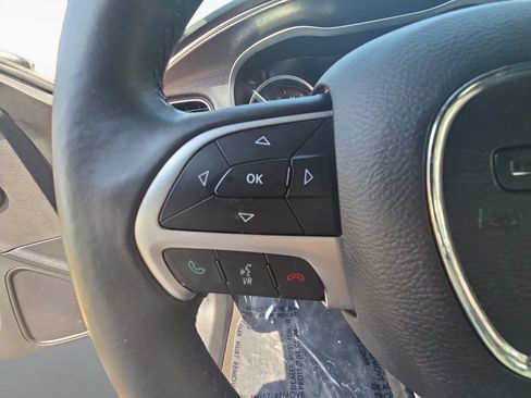 Used 2015 Dodge Charger SXT AWD/4WD image 16