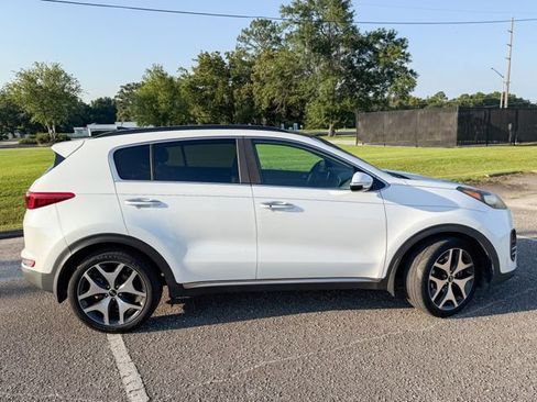 Used 2018 Kia Sportage SX FWD image 3