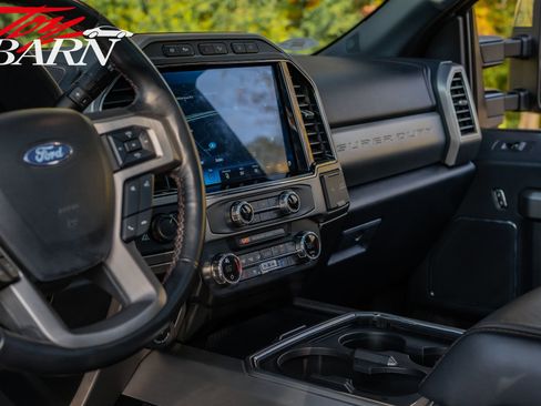 Used 2022 Ford F350 Platinum image 27