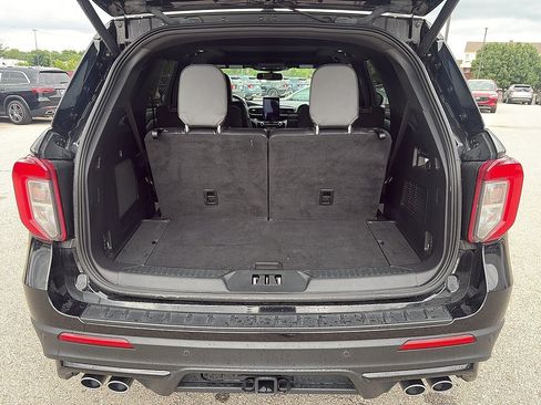 Used 2022 Ford Explorer ST w/ Equipment Group 401A AWD/4WD image 6