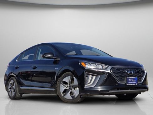 Used 2020 Hyundai Ioniq Limited image 2