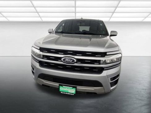 Used 2022 Ford Expedition Max Limited AWD/4WD image 2