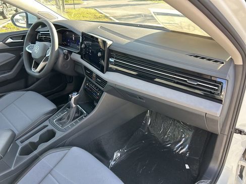 New 2026 Volkswagen Jetta SE FWD image 39