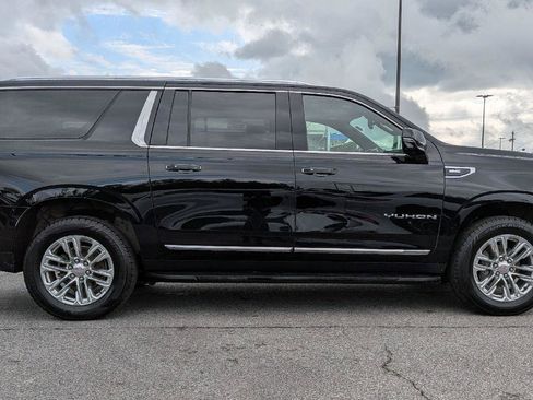 Used 2023 GMC Yukon XL SLT w/ SLT Luxury Package AWD/4WD image 5